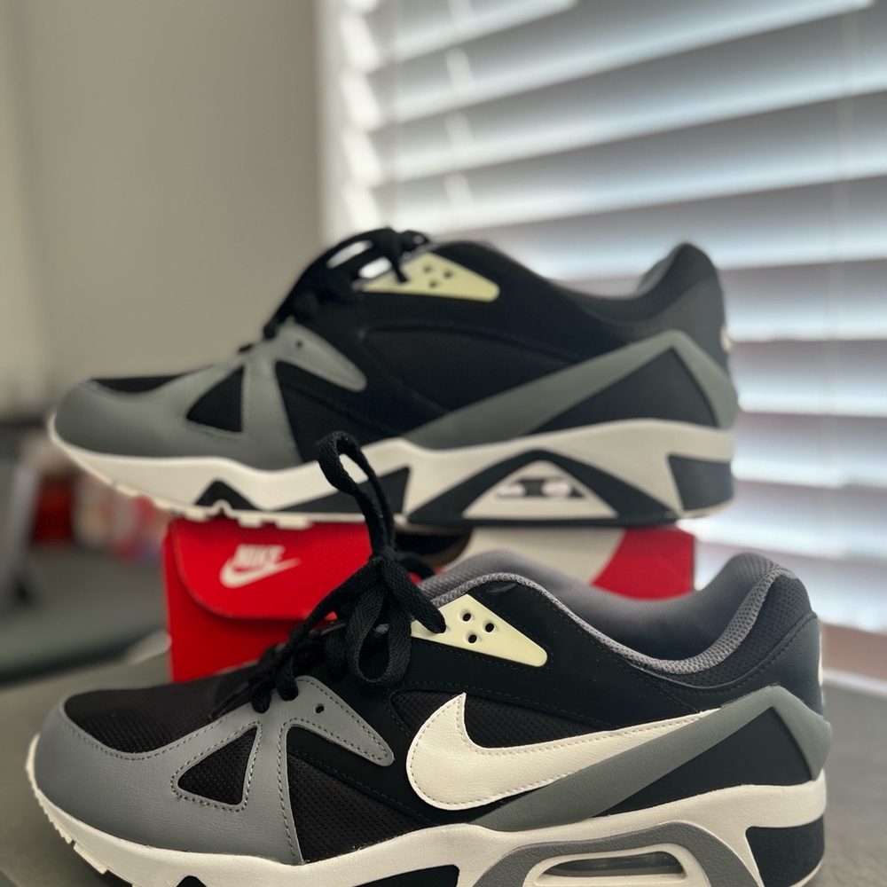 Nike #11.5 AIR STRUCTURE NEW